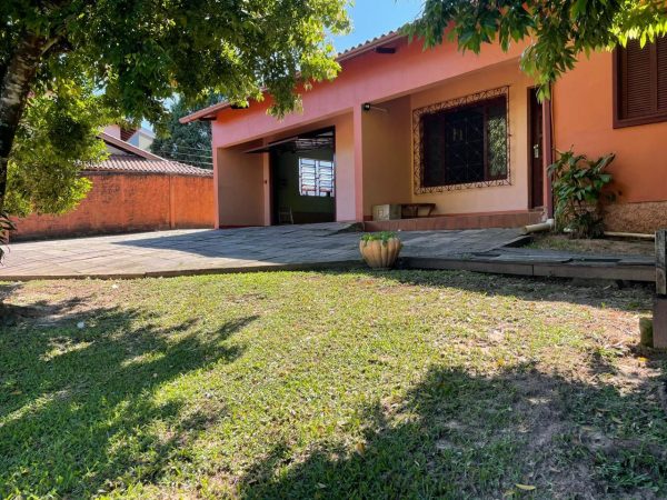 Sapiranga-Casa-189m-3Dorm-Pátio-Piscina
