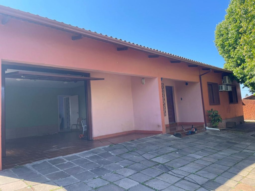 Sapiranga-Casa-189m-3Dorm-Pátio-Piscina