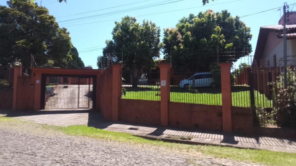 Sapiranga-Casa-189m-3Dorm-Pátio-Piscina