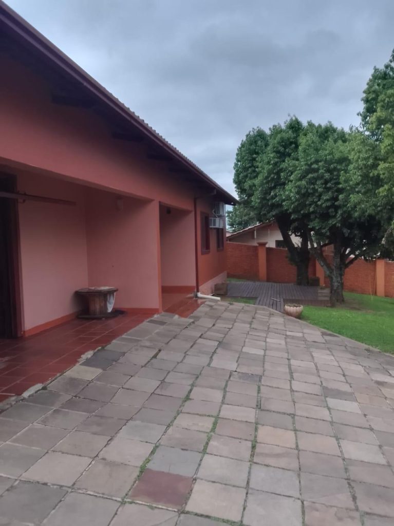 Sapiranga-Casa-189m-3Dorm-Pátio-Piscina